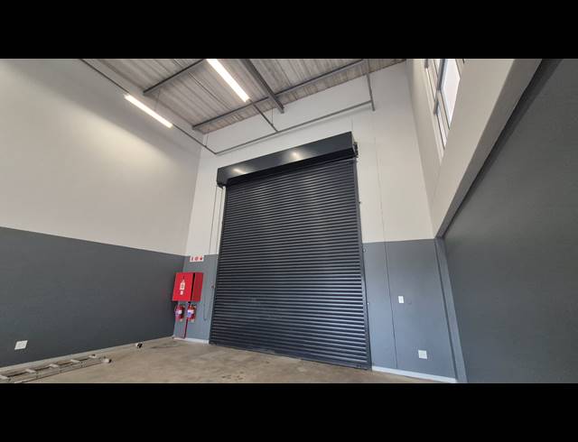 226M² WAREHOUSE TO LET IN SILVERTON